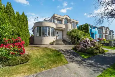 2275 BONACCORD DRIVE, Vancouver BC V5P 2N8