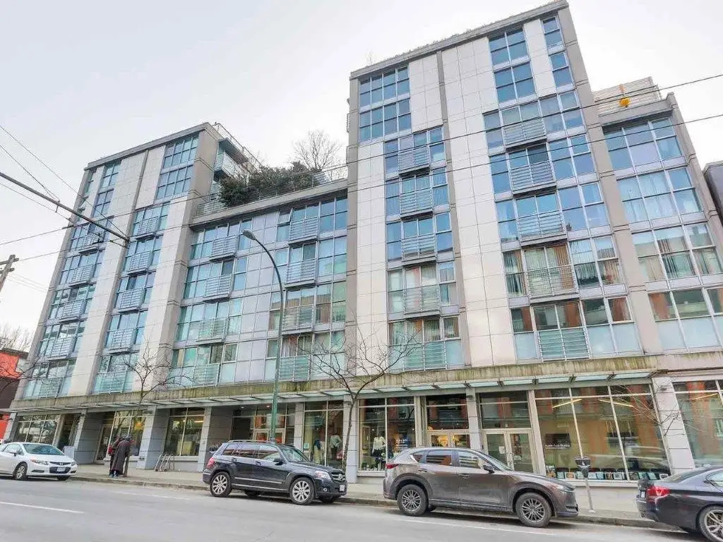 816 168 POWELL STREET, Vancouver BC V6A 0B2