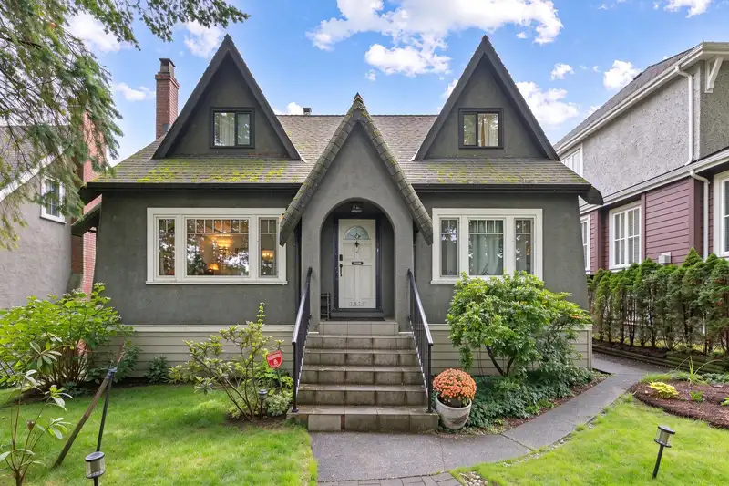 2923 W 32ND AVENUE, Vancouver