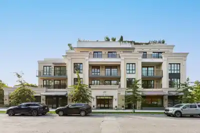 404 2096 W 47TH AVENUE, Vancouver BC V6M 0E5
