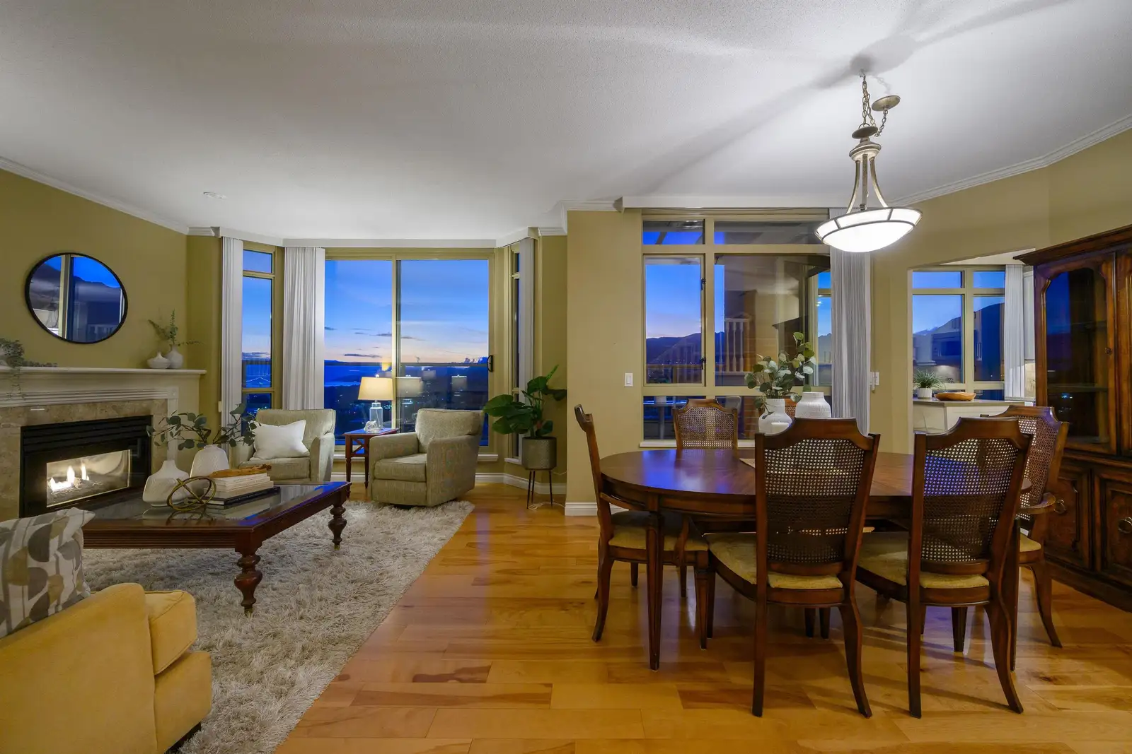 1505 160 W KEITH ROAD, North Vancouver BC V7M 3M2