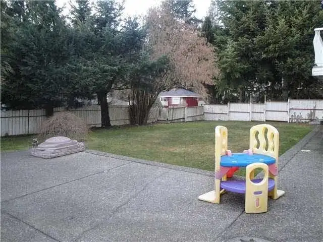 4497 CANTERBURY CRESCENT, North Vancouver BC V7R 3N8