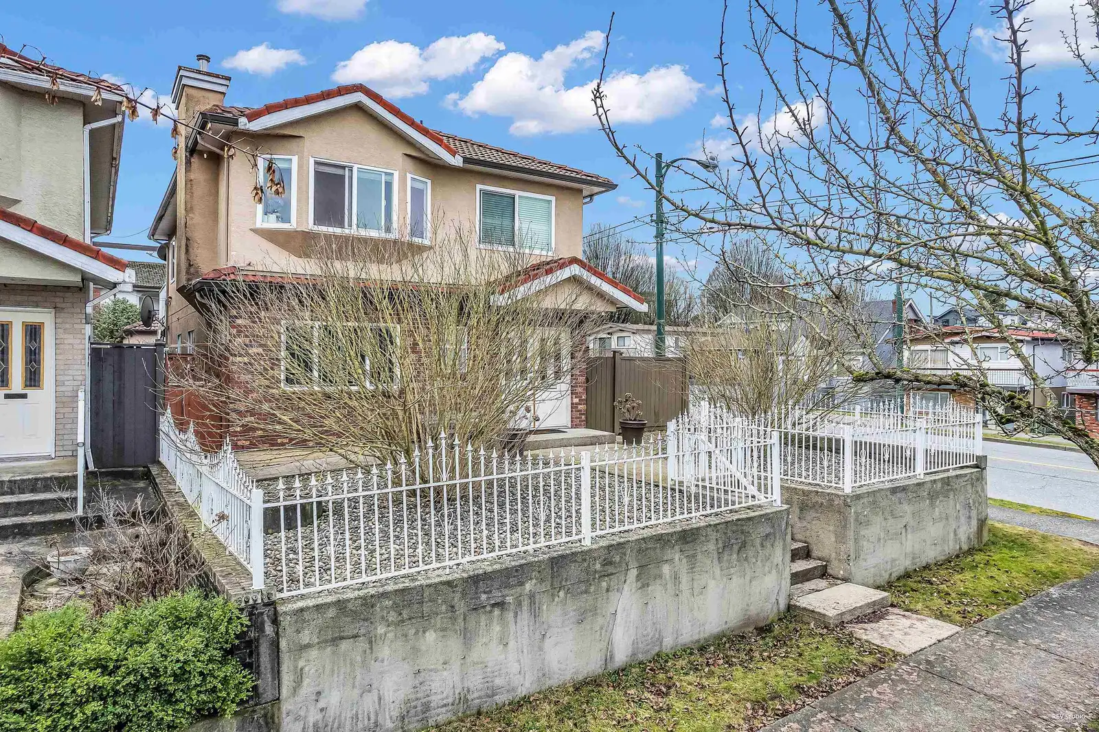 2808 HORLEY STREET, Vancouver BC V5R 4R9