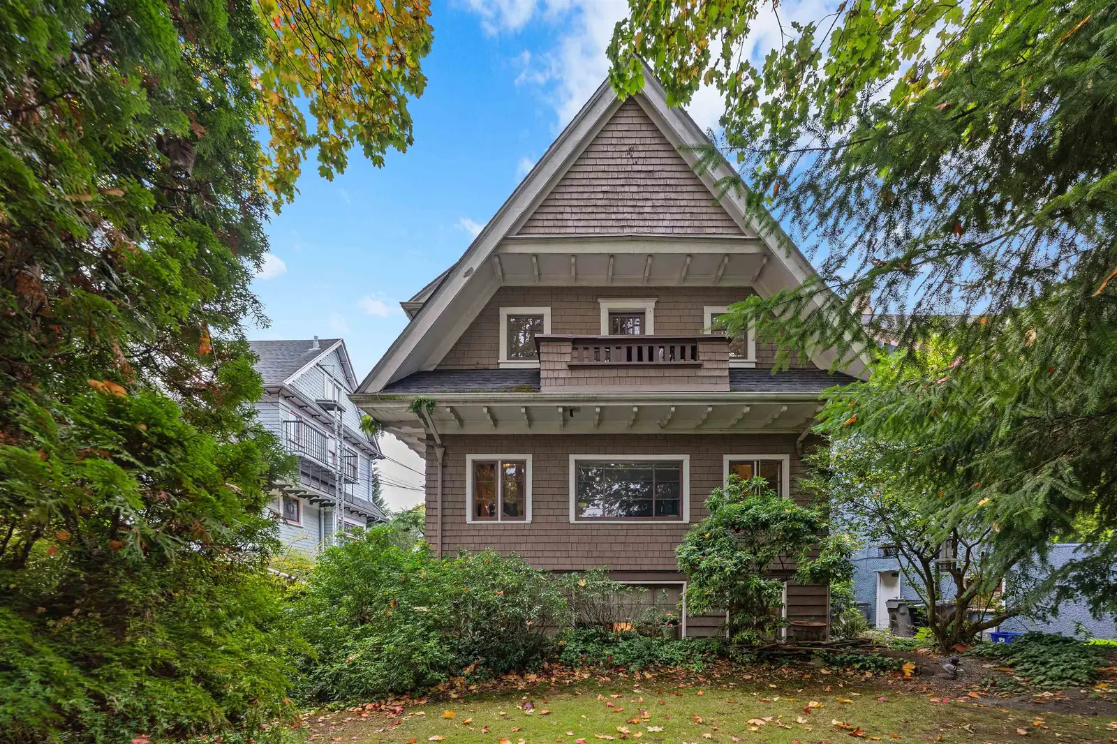 2315 W 6TH AVENUE, Vancouver BC V6K 1W1