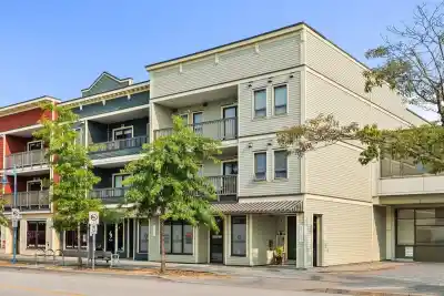 303 3755 CHATHAM STREET, Richmond BC V7E 2Z4