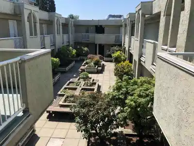 313 5520 JOYCE STREET, Vancouver BC V5R 4H6