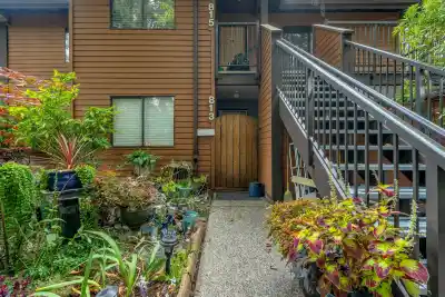 813 10620 150 STREET, Surrey BC V3R 7S1