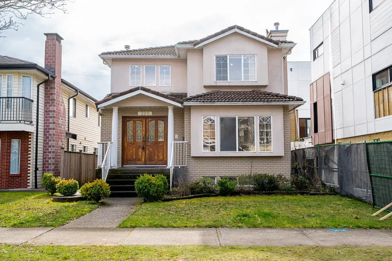 726 E 56TH AVENUE, Vancouver BC V5X 1R9
