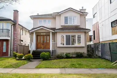 726 E 56TH AVENUE, Vancouver BC V5X 1R9