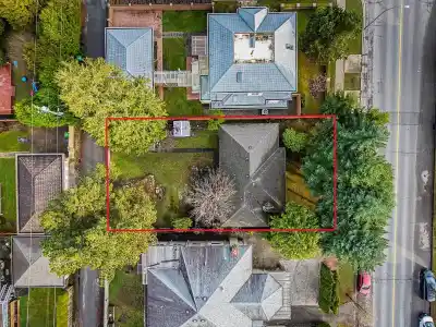 1323 W 49TH AVENUE, Vancouver BC V6M 2R2