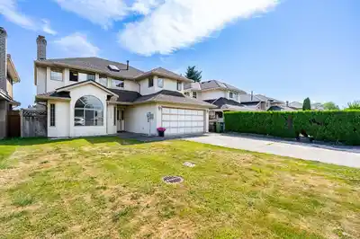 10288 HALL AVENUE, Richmond BC V6X 3T9
