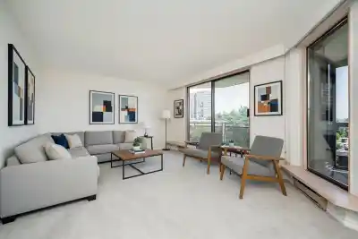 801 444 LONSDALE AVENUE, North Vancouver BC V7M 3H5