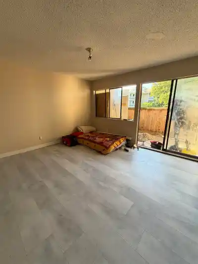 10 17700 60 AVENUE, Surrey BC V3S 1V2