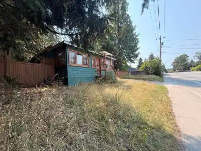 5700 PORPOISE BAY ROAD, Sechelt BC V0N 3A0