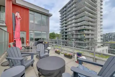 702 3451 SAWMILL CRESCENT, Vancouver BC V5S 0H3