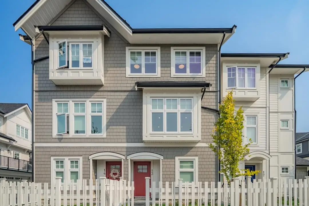 2 22811 MCLEAN AVENUE, Richmond BC V6V 0B8