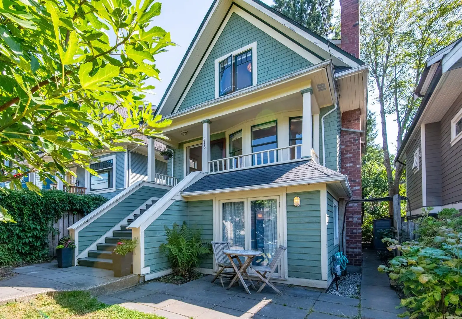 816 E 30TH AVENUE, Vancouver BC V5V 2W1