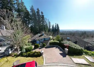 3866 MICHENER WAY, North Vancouver BC V7K 3C7