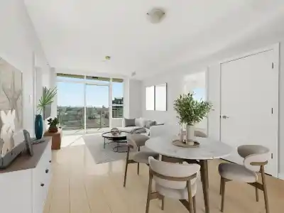 1702 125 14TH STREET, North Vancouver BC V7L 0E6