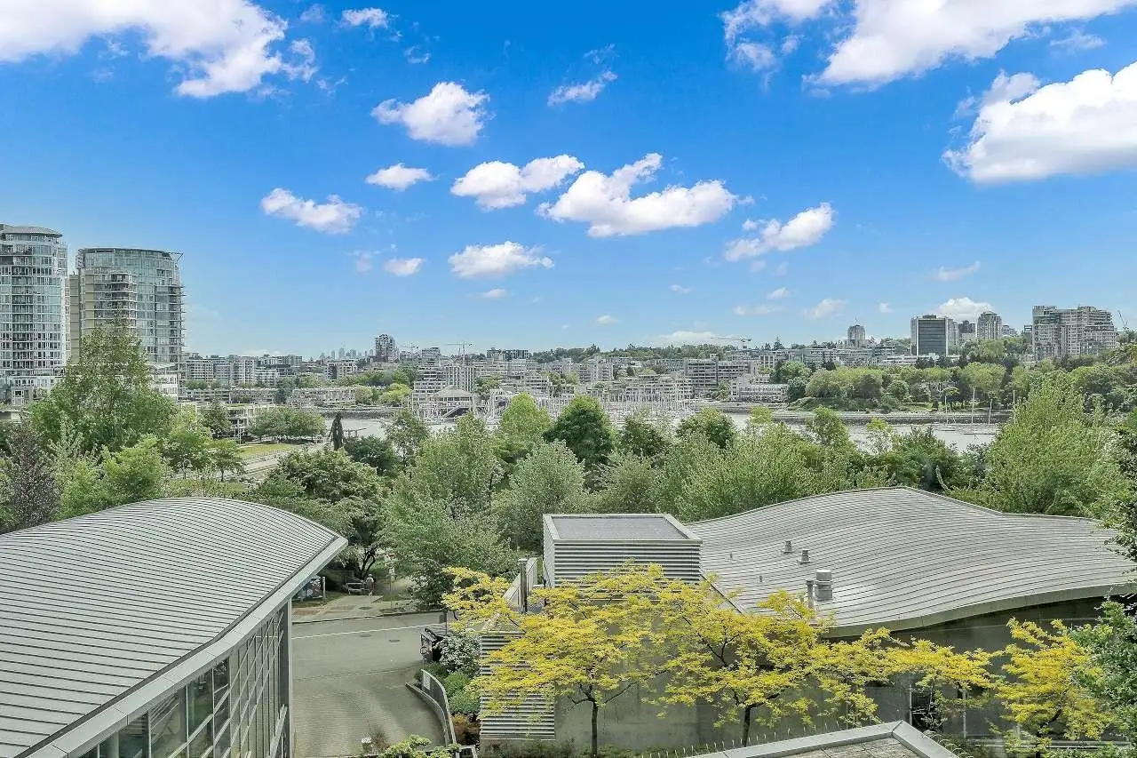 601 1408 STRATHMORE MEWS, Vancouver BC V6Z 3A9
