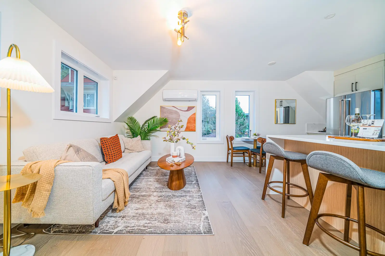 1926 WILLIAM STREET, Vancouver BC V5L 2R8