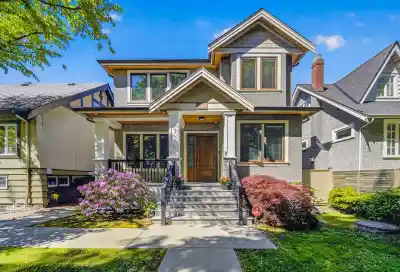 3285 W 12TH AVENUE, Vancouver BC V6K 2R8