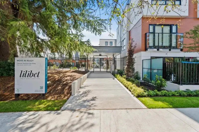 34 530 W 28TH AVENUE, Vancouver