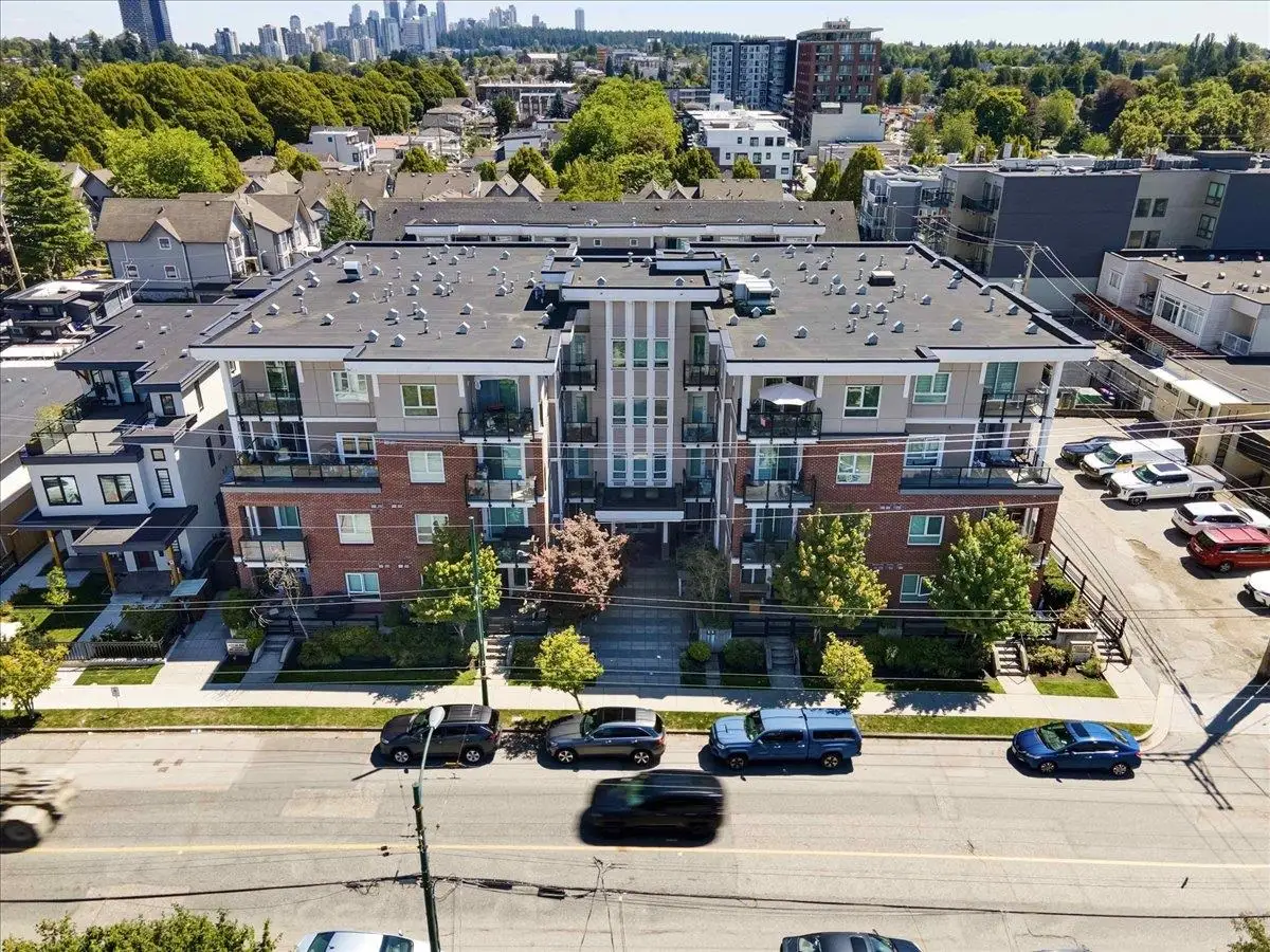 303 4882 SLOCAN STREET, Vancouver BC V5R 2A3