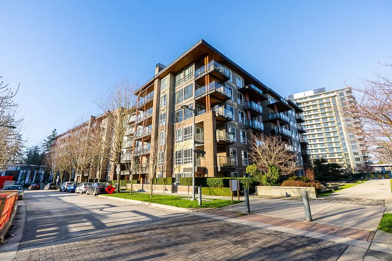 PH1 6033 GRAY AVENUE, Vancouver BC V6S 0G3