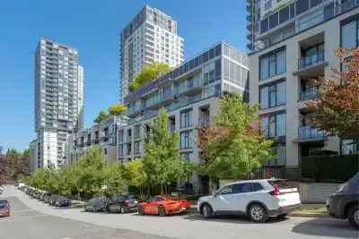 621 5598 ORMIDALE STREET, Vancouver BC V5R 0E5