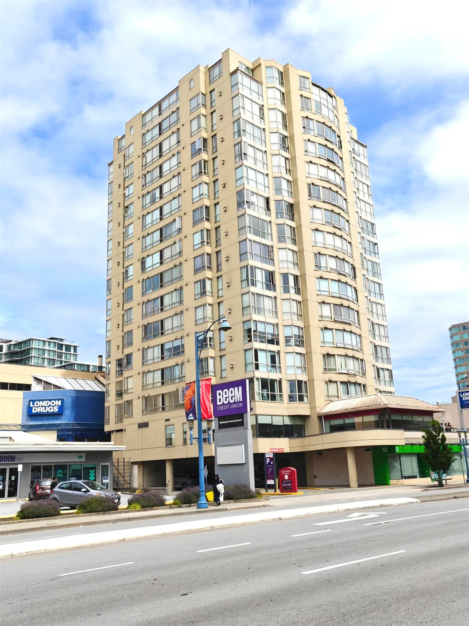 805 7995 WESTMINSTER HIGHWAY, Richmond BC V6X 3Y5