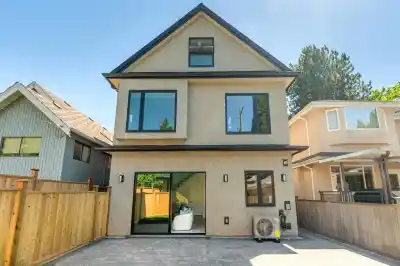 2 3771 W KING EDWARD AVENUE, Vancouver BC V6S 1M8