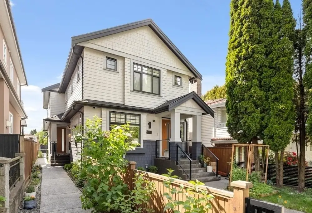 5867 BATTISON STREET, Vancouver BC V5R 4M7