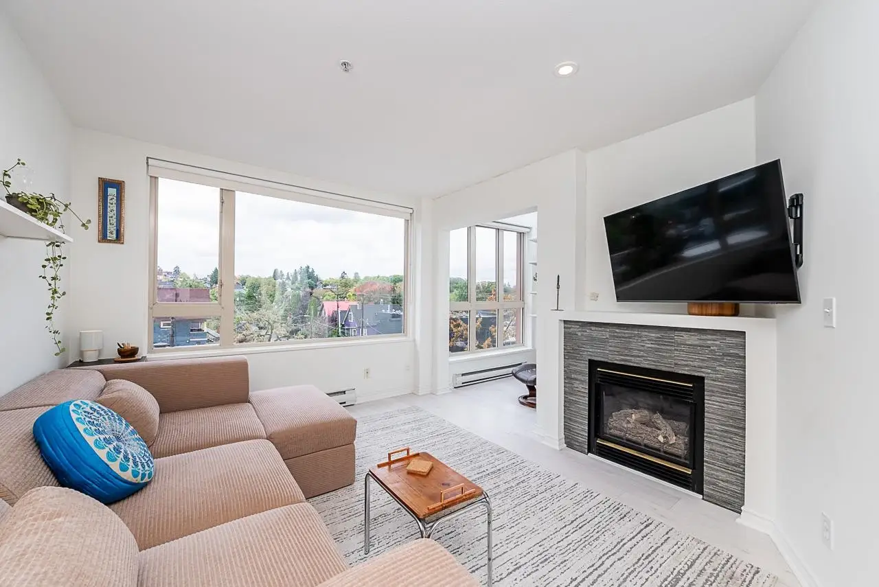 409 1688 E 4TH AVENUE, Vancouver BC V5N 1J8