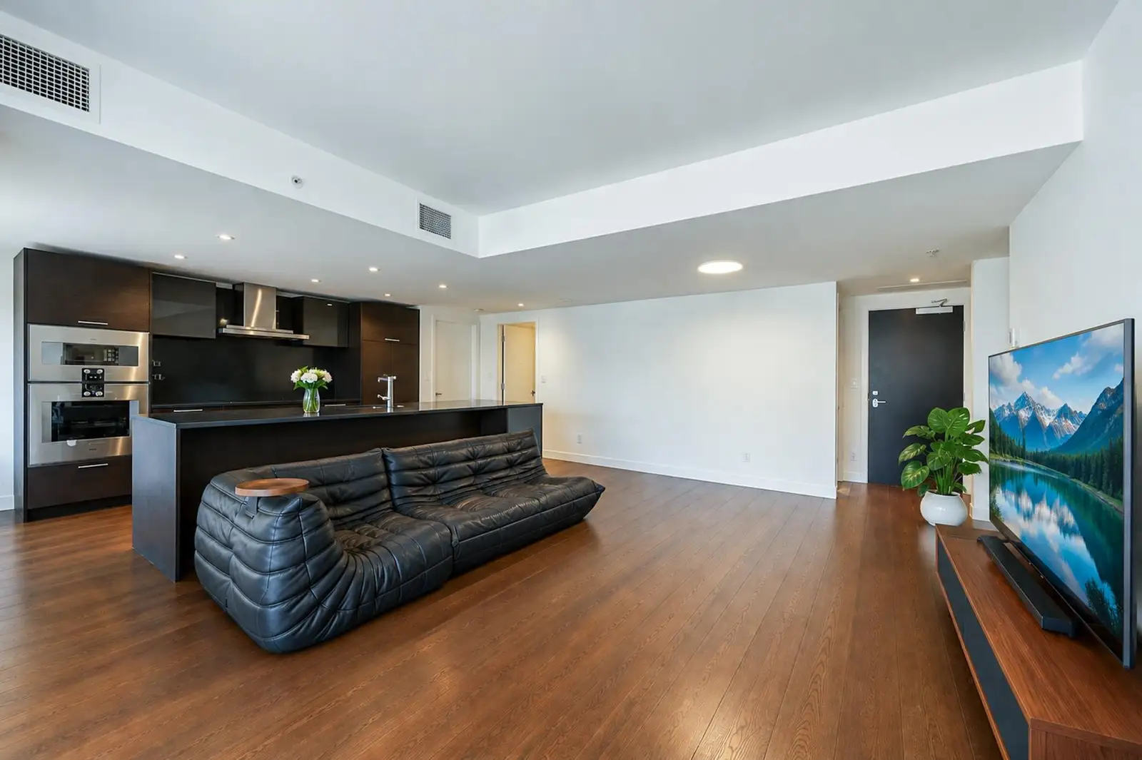 603 1571 W 57TH AVENUE, Vancouver BC V6P 0H7