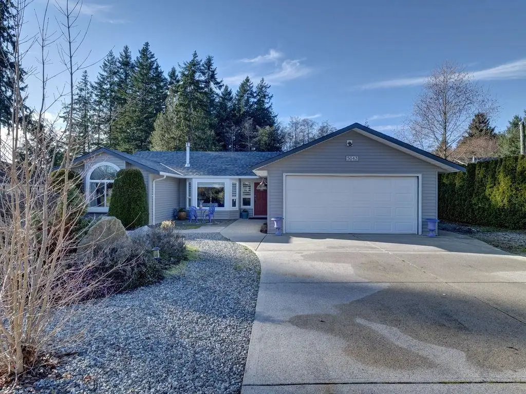 5643 CURTIS PLACE, Sechelt BC V7Z 0R9