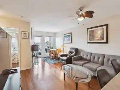 416 2891 E HASTINGS STREET, Vancouver BC V5K 5J8