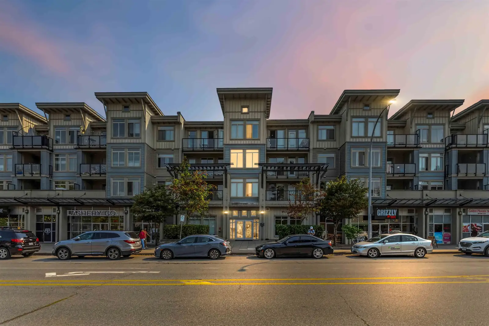 312 15380 102A AVENUE, Surrey BC V3R 0B3