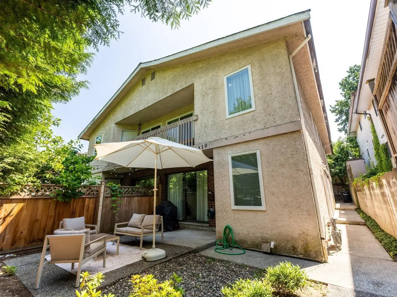310 16TH AVENUE, Vancouver BC V5T 2T6