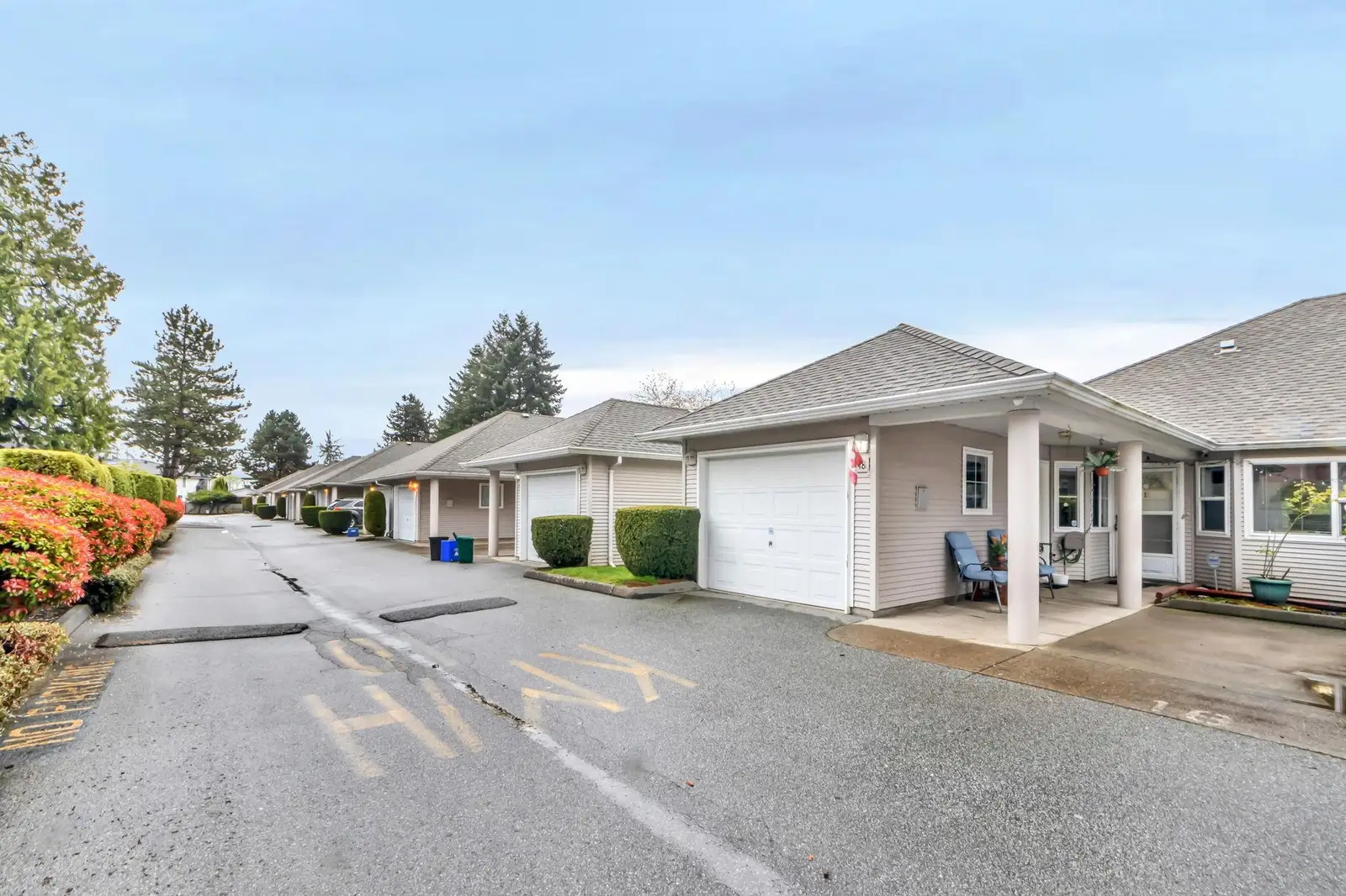 18 7127 124 STREET AVENUE, Surrey BC V3W 3W9