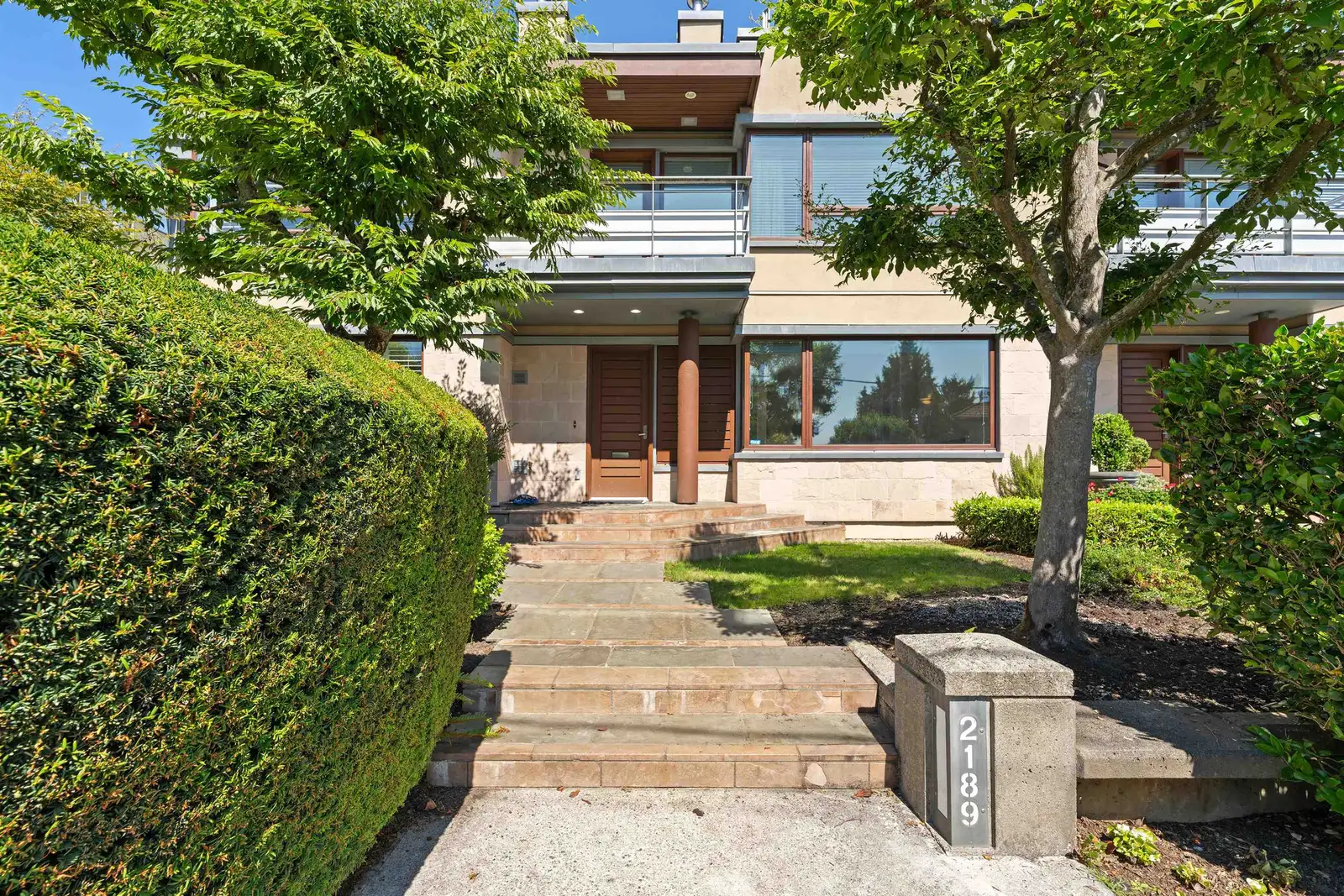 2189 ARGYLE AVENUE, West Vancouver BC V7V 1A5