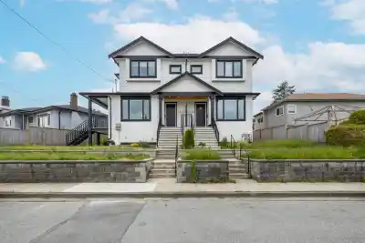 4541 HOY STREET, Vancouver BC V5R 4N5