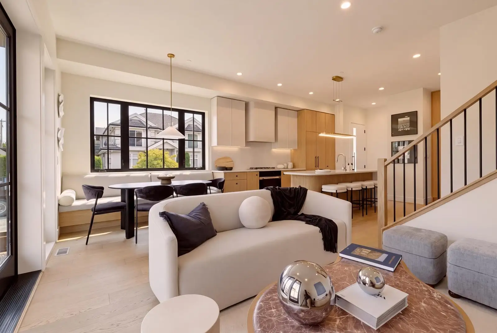 1 3185 VINE STREET, Vancouver BC V6K 3B5
