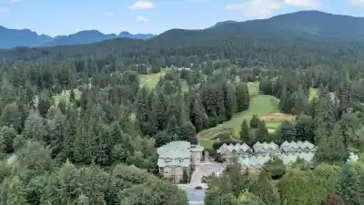 105 3294 MT SEYMOUR PARKWAY, North Vancouver BC V7H 0B1