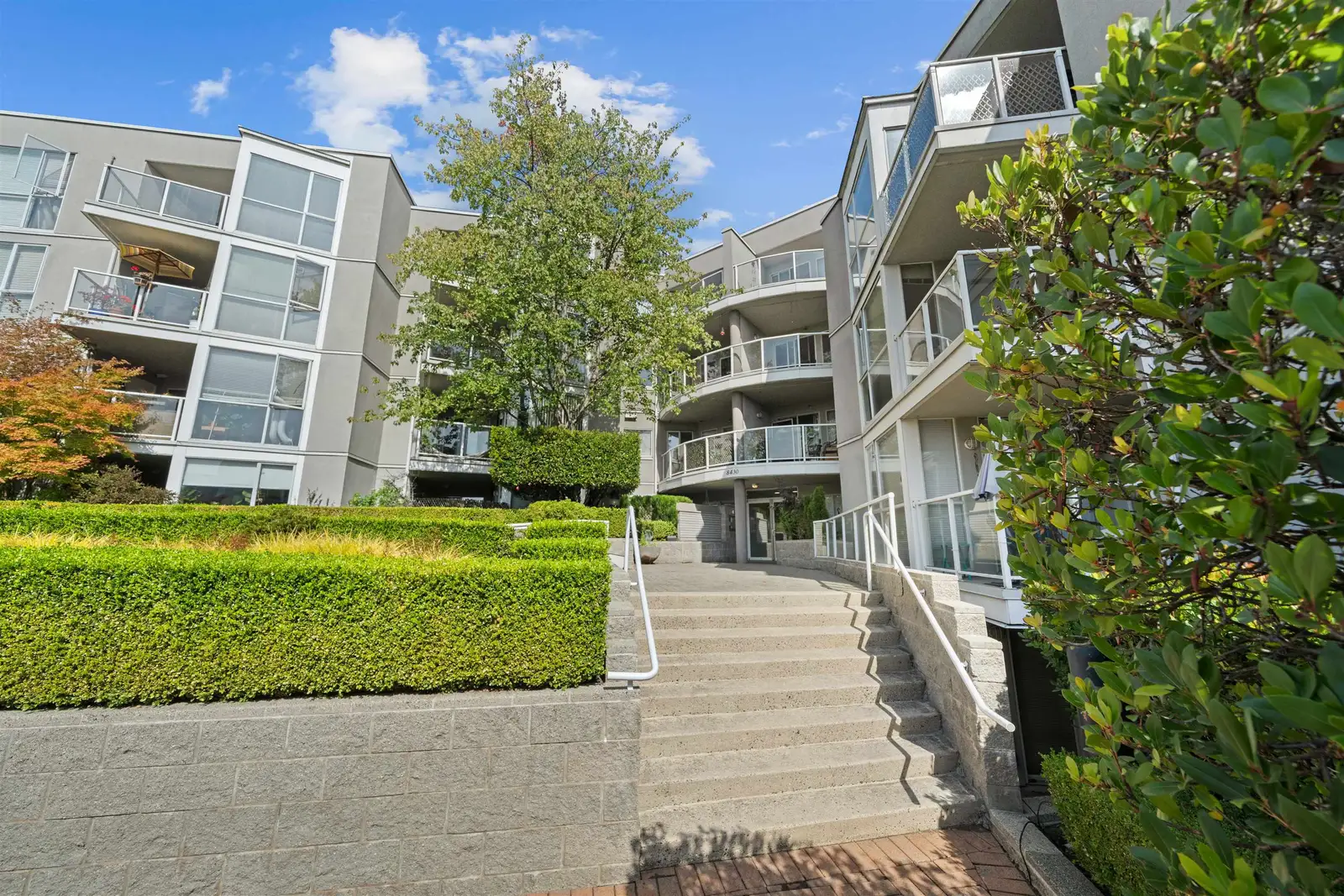 409 8430 JELLICOE STREET, Vancouver BC V5S 4S7