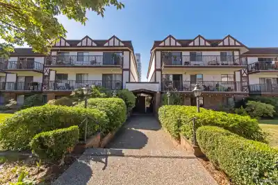 107 131 W 4TH STREET, North Vancouver BC V7M 3C8