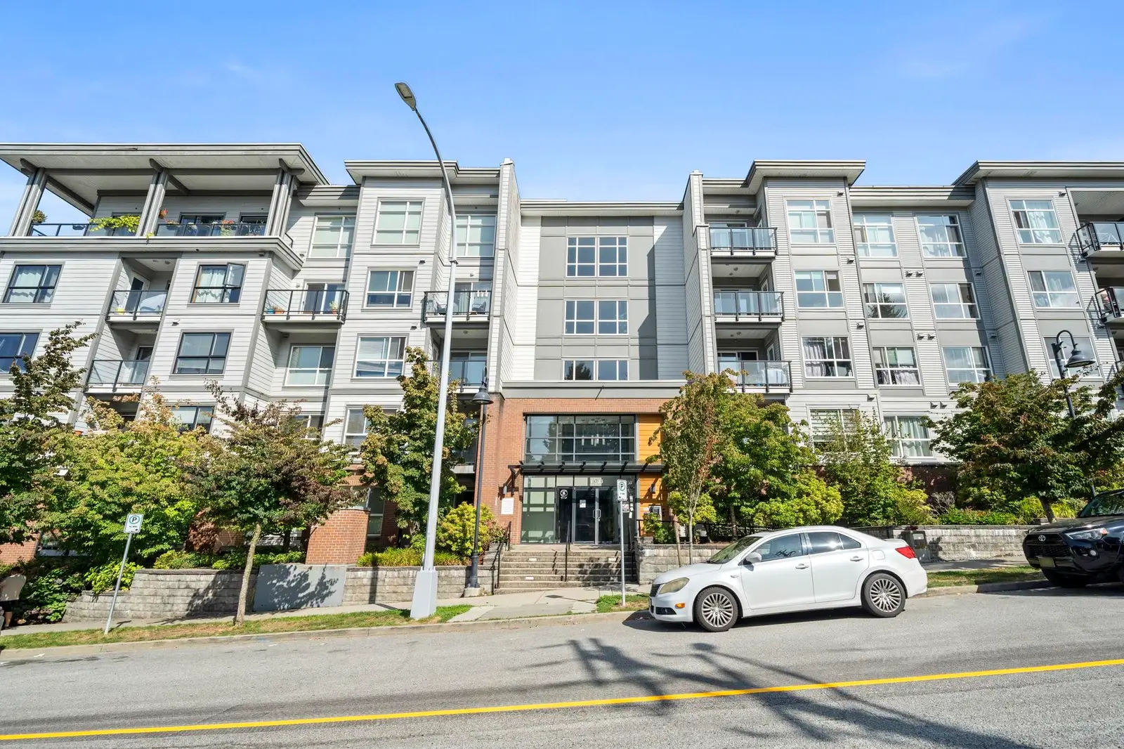 216 13733 107A AVENUE, Surrey BC V3T 0B7