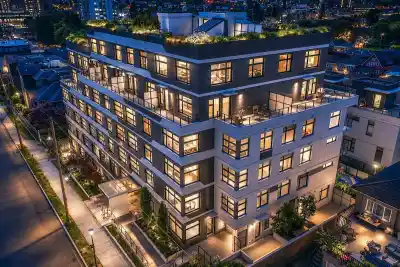 410 3264 VANNESS AVENUE, Vancouver BC V5R 4V3
