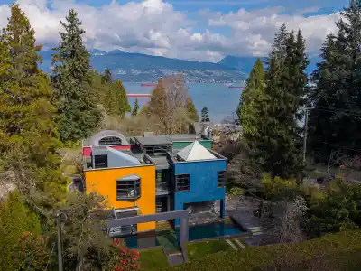 1775 BLANCA STREET, Vancouver BC V6R 4E4
