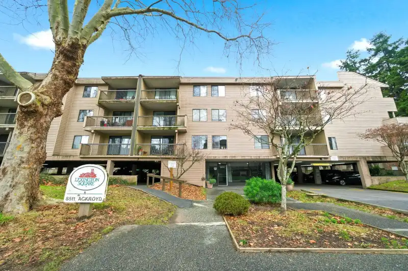121 8511 ACKROYD ROAD, Richmond